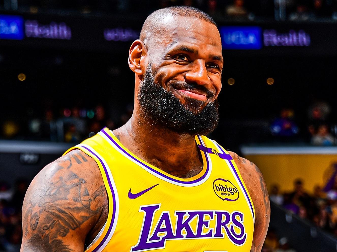 开云赛事集团-20记三分球！整整逆转31分！东皇空砍68+12+10，湖人酝酿大交易