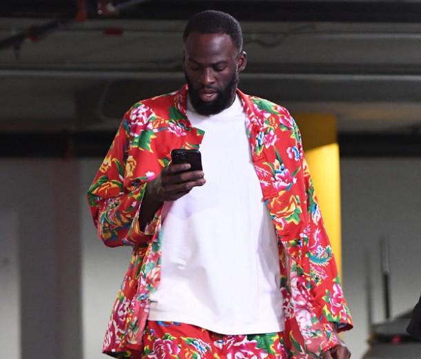 开云体育运营团队-连续两场正负值全场最低，格林5中1仅得到4分&amp;amp;还有3失误4犯规